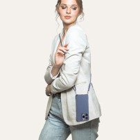 Coque Cordella Bump en bleu orage pour iPhone 13