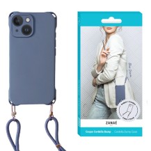 Coque Cordella Bump pour iPhone 14 en bleu orage portée par une femme.