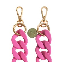 Chaîne-bijou Rocking Chair Fushia sur fond blanc