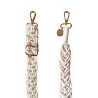 Chaîne-bijou Straw Hat écru en macramé